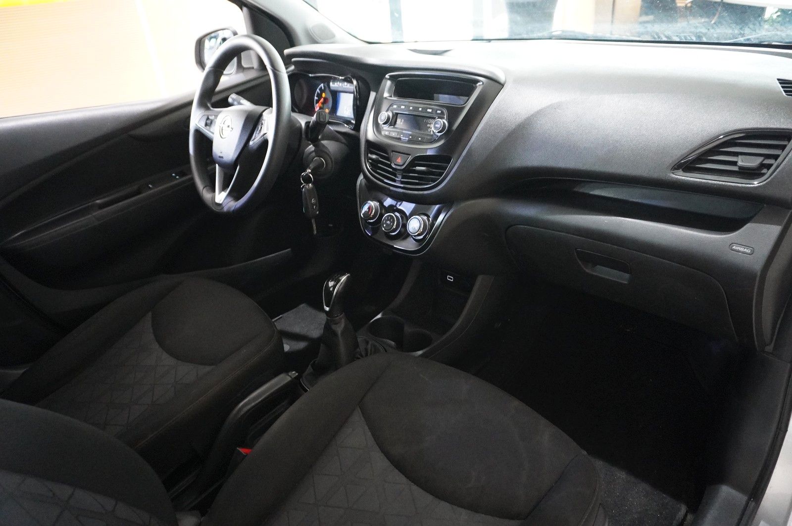 Fahrzeugabbildung Opel Karl 1.0 120 JAHRE KLIMA/USB/TEMP./RADIO/BT