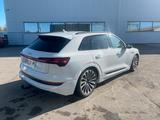 Audi e-tron 55 quattro advanced - Audi Unfallwagen