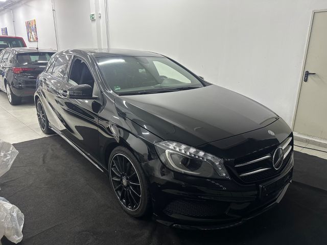 Mercedes-Benz A 180 A -Klasse A 180 BlueEfficiency AMG  Line