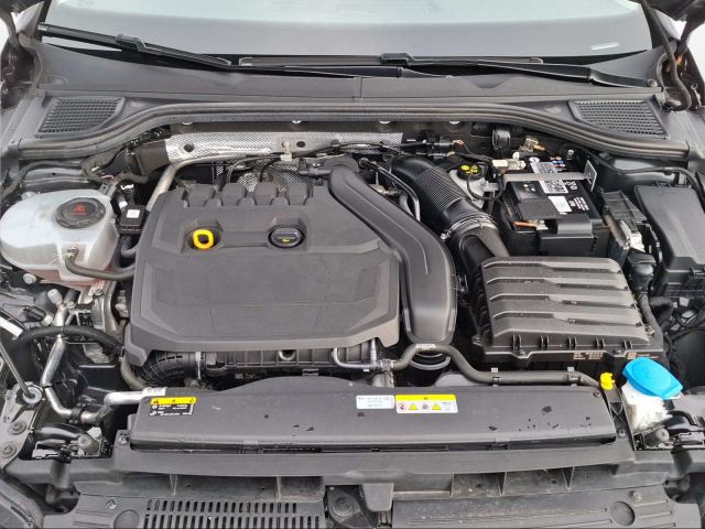 GOLF VIII 1.5 eTSI DSG STYLE NAVI+LED+ACC+APP