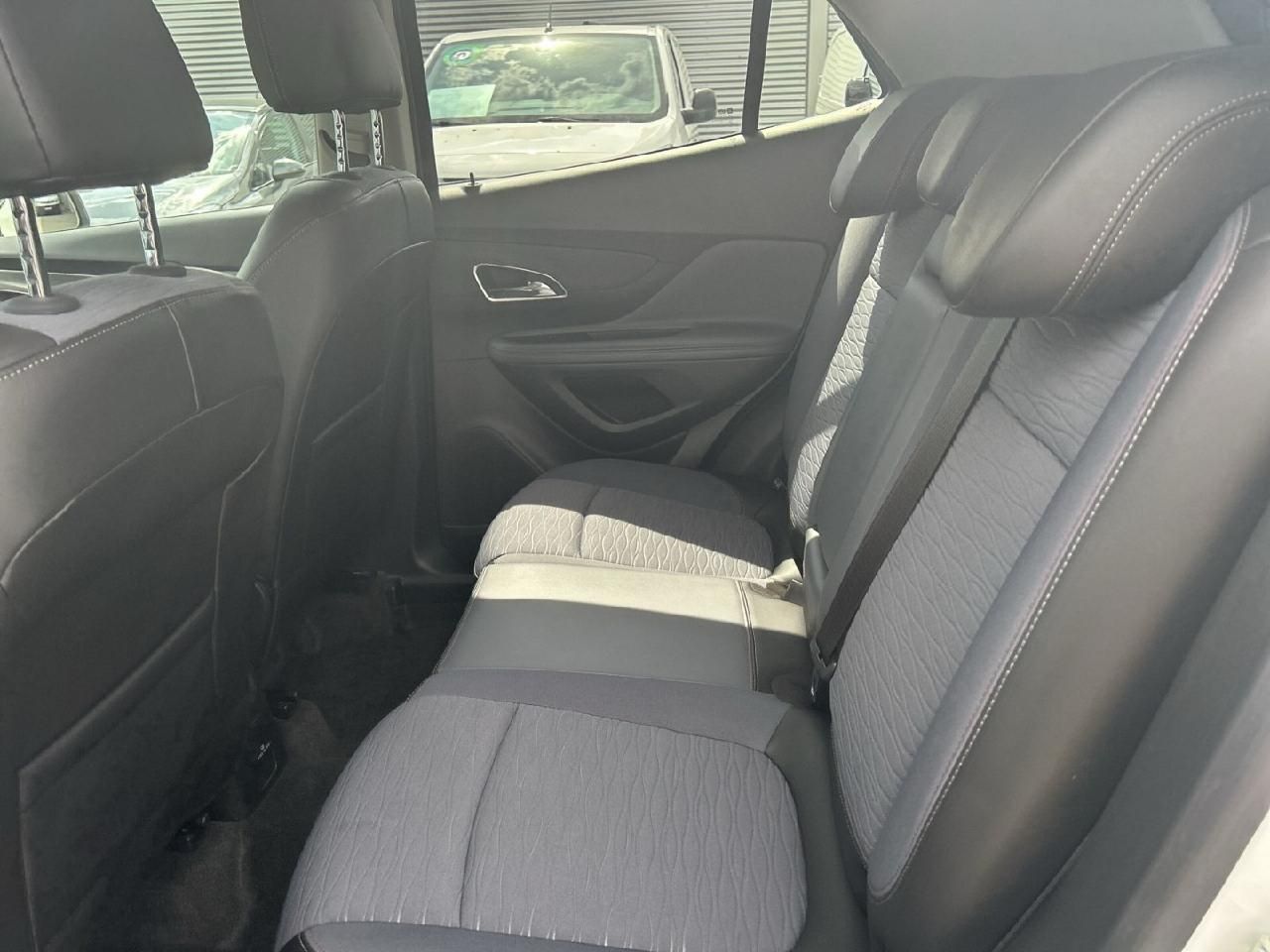 Fahrzeugabbildung Opel Mokka Innovation, Automatik, AHK
