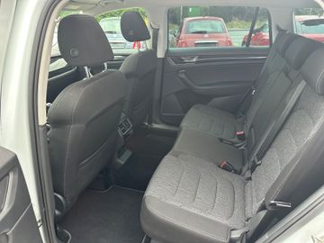 Fahrzeugabbildung SKODA Kodiaq 1.4 TSI Style 4x4 Pano AHK Navi uvm