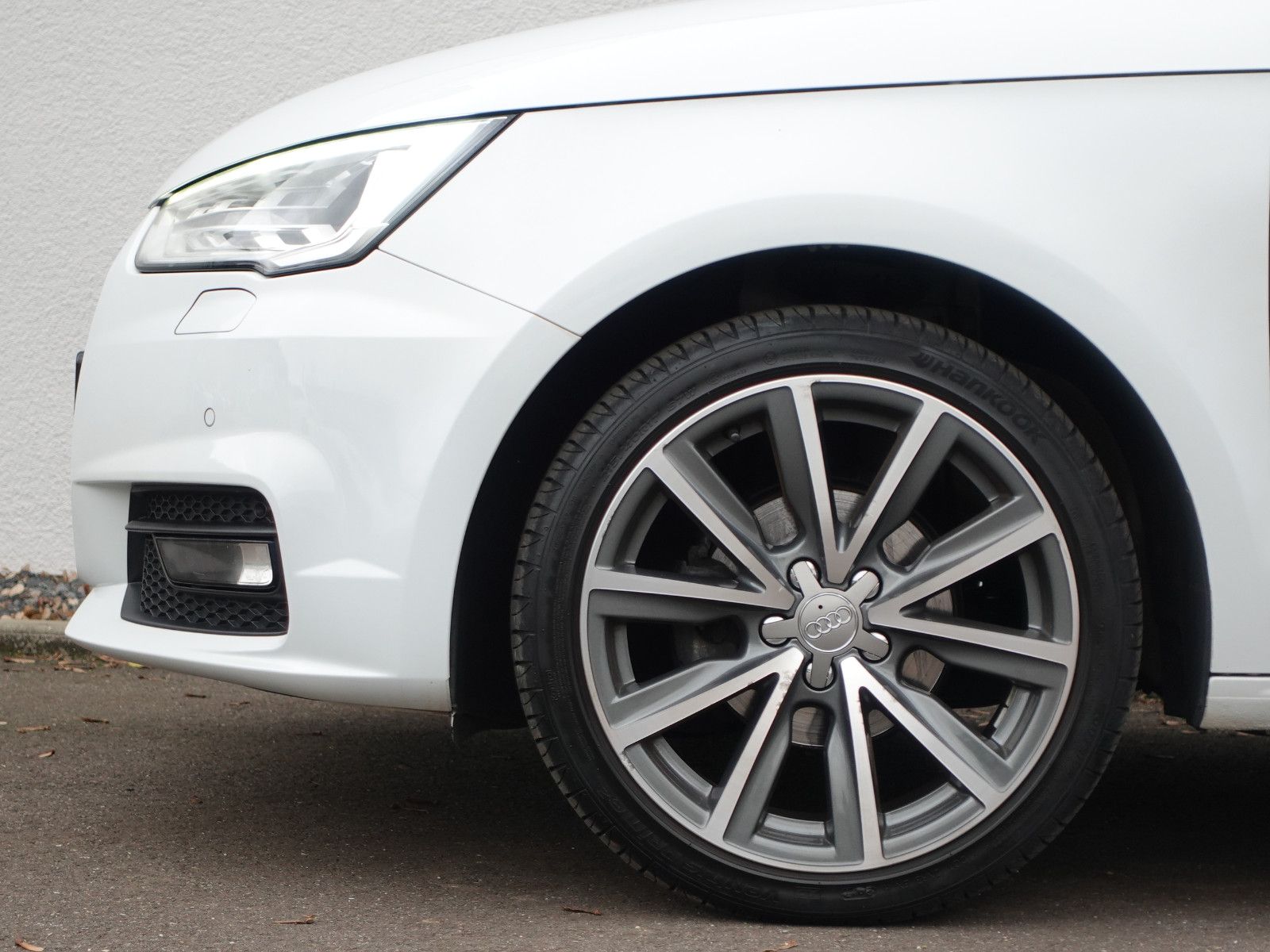 Fahrzeugabbildung Audi A1 sport ultra 1.0TFSI,Navi,Xenon,Sitzhzg,17"Alu