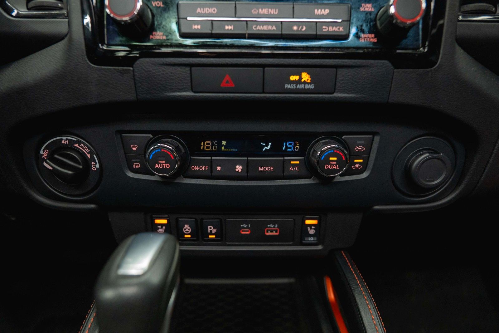 Fahrzeugabbildung Nissan Frontier 3.8 V6 4x4 PRO-4X Offroad *Pano*ACC*LED