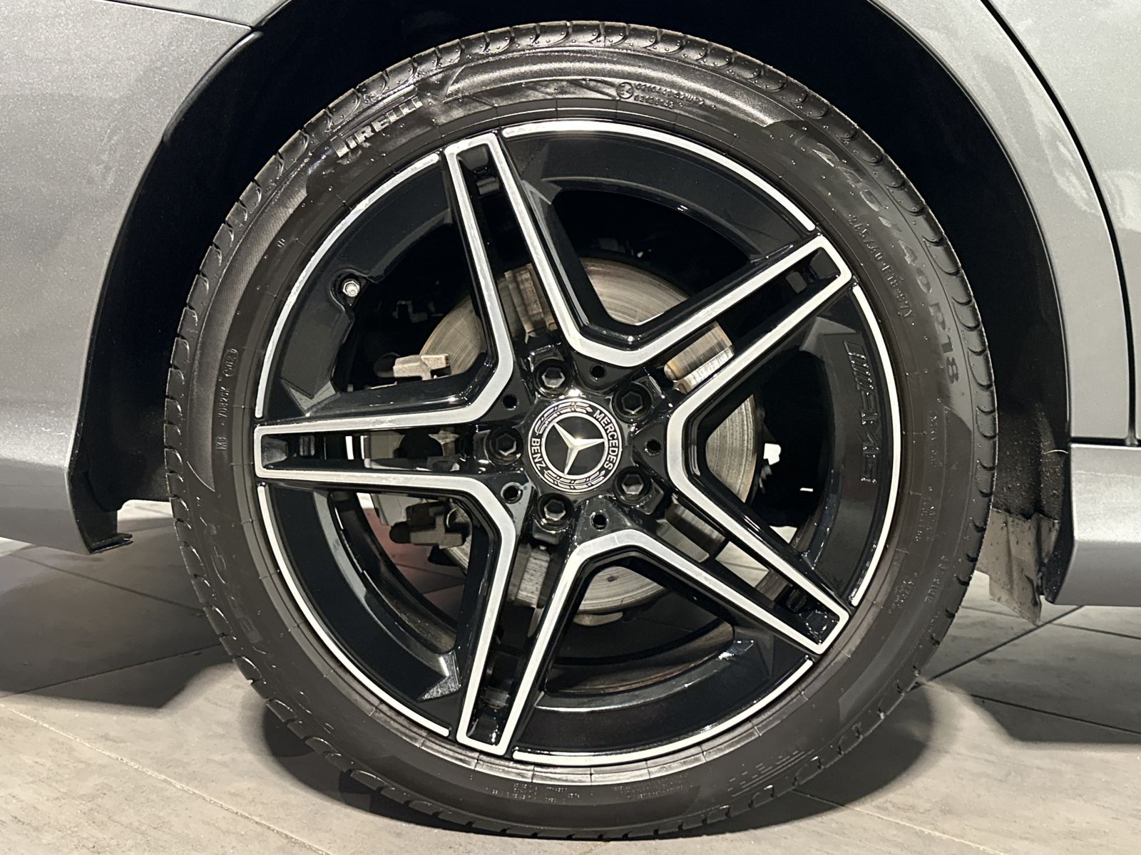 Fahrzeugabbildung Mercedes-Benz C 300de T AMG-Line NAV+LED+KAMERA+ACC+CARPLAY+PP