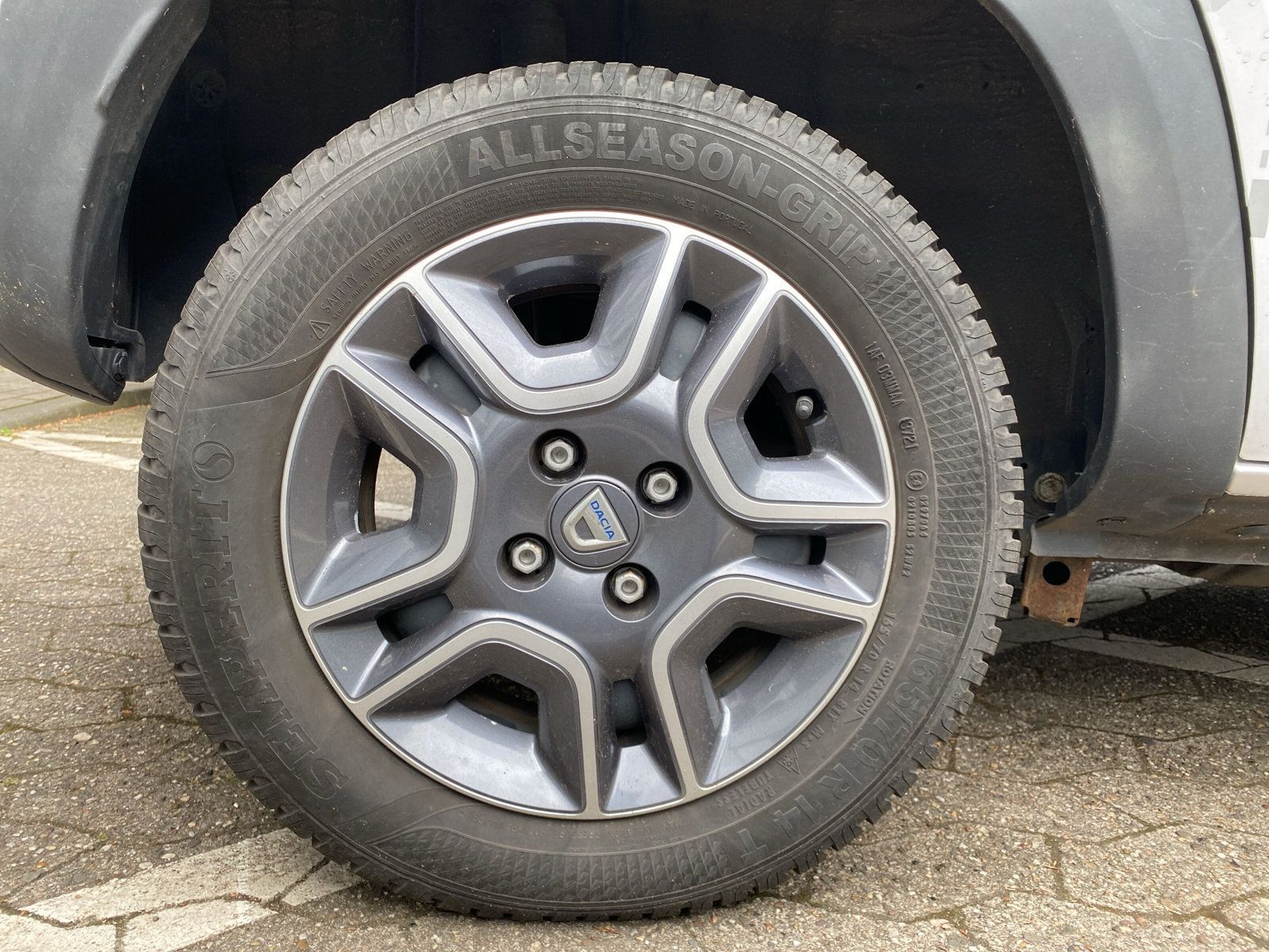 Dacia Spring - Bild 15