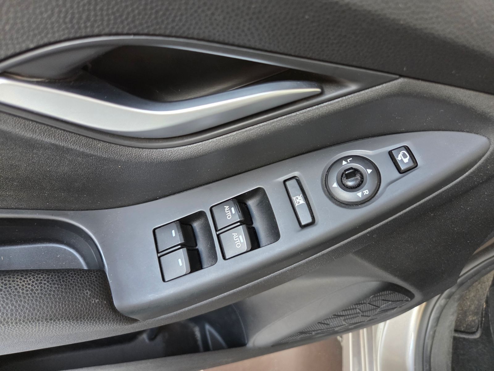 Fahrzeugabbildung Hyundai ix20 Space AHK KLIMA SHZ GRA ALU