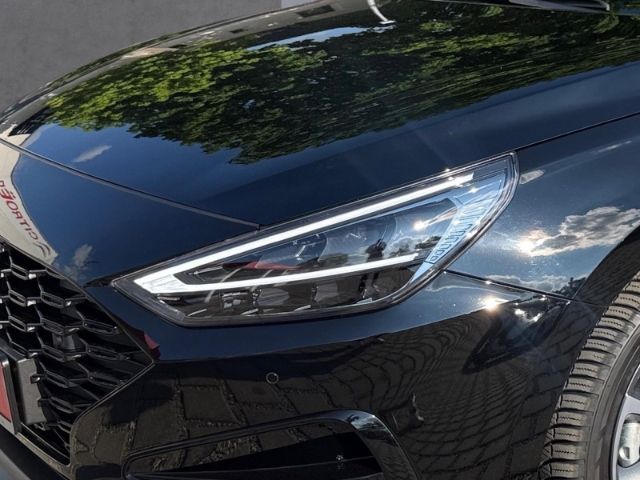 Fahrzeugabbildung Hyundai i30 1.5 T-GDI (140 PS) 48V 7-DCT 2WD Advantage P