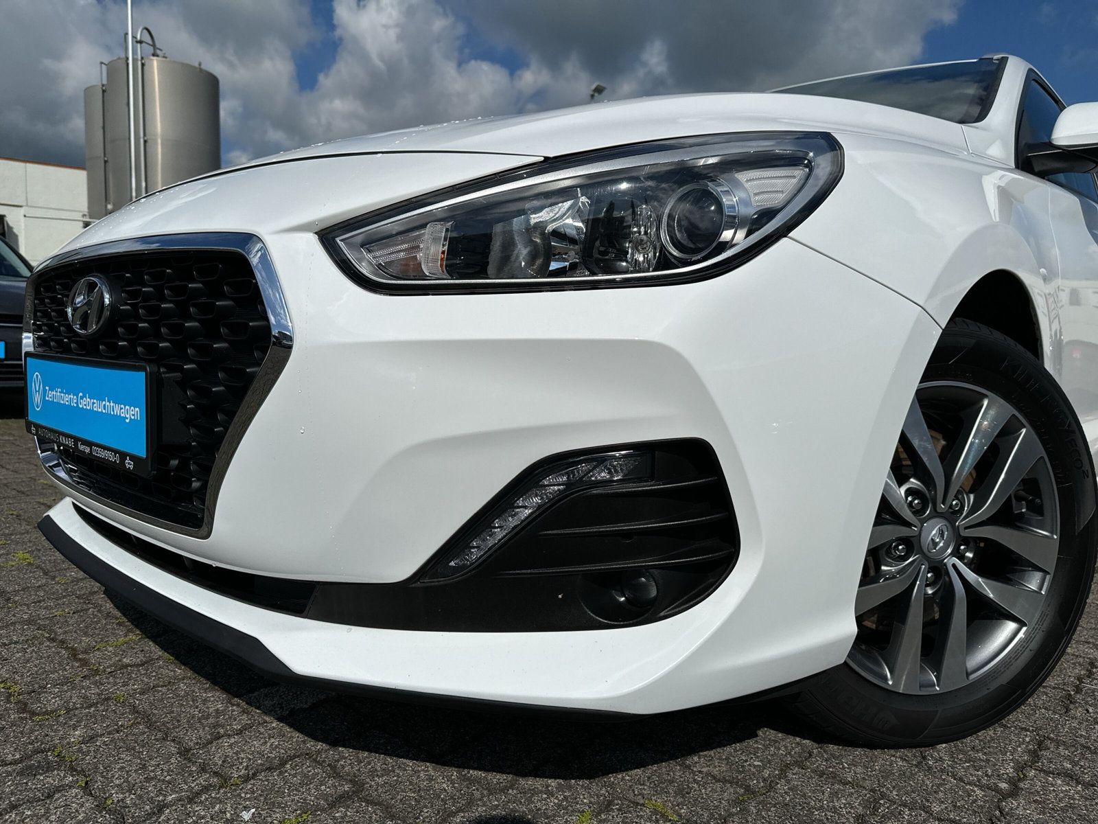 Fahrzeugabbildung Hyundai I30 CW 1.4 Trend NAVI SHZ LENKRHZG KAMERA