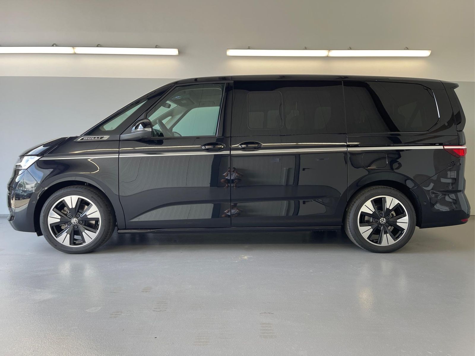 Volkswagen T7 Multivan Style eHybrid 4Motion LÜ 7Si+360°... imagem 3