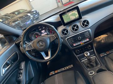 Mercedes-Benz CLA 180 Shooting Brake *NAVI*PDC*TEMPOMAT*