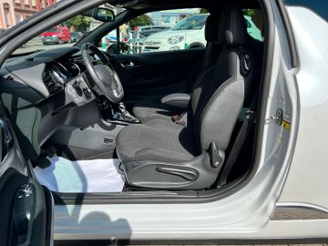 Fahrzeugabbildung Citroën DS3 Cabrio SoChic NAVI LED PDC 1-HAND