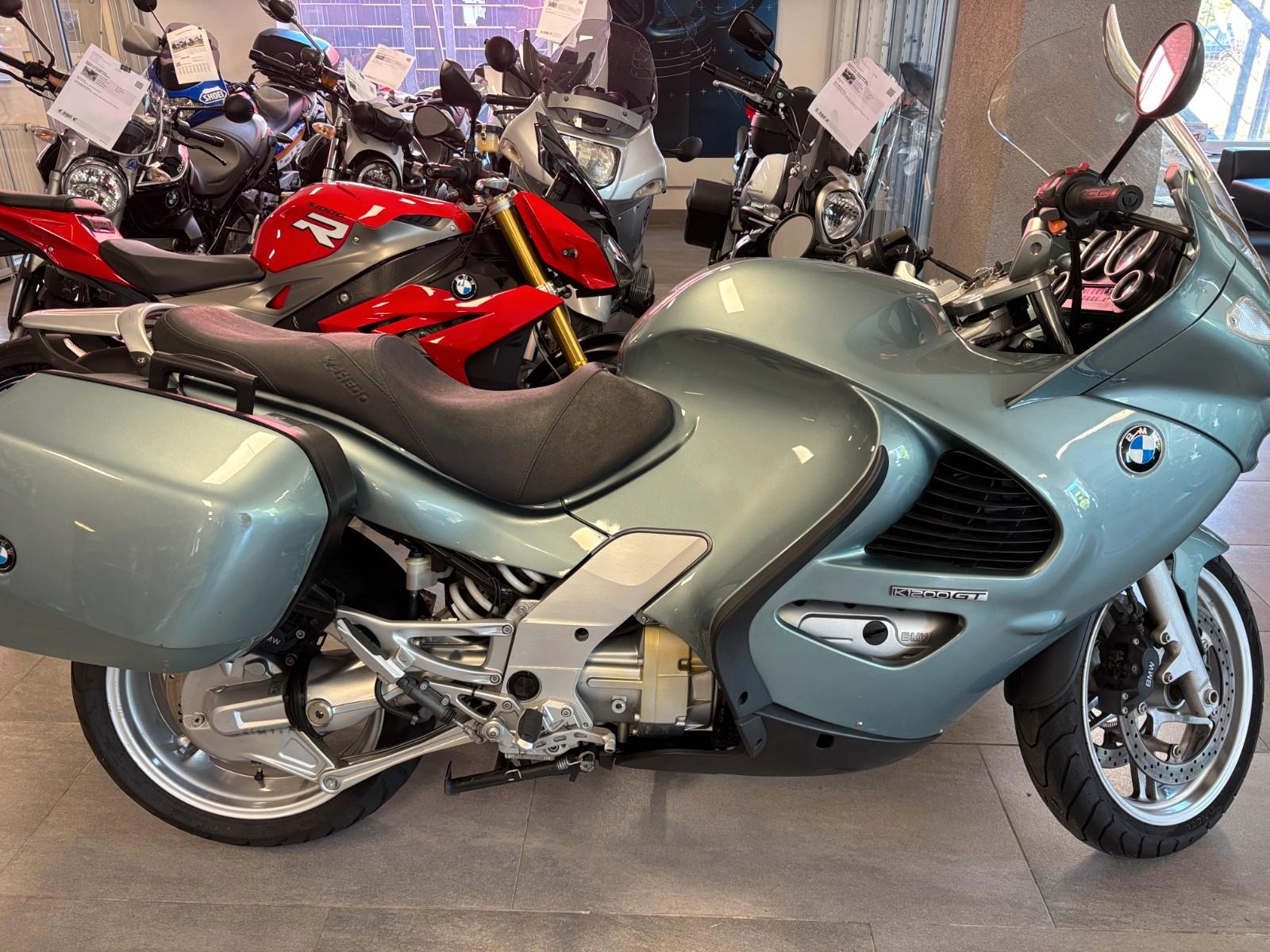 BMW K1200GT