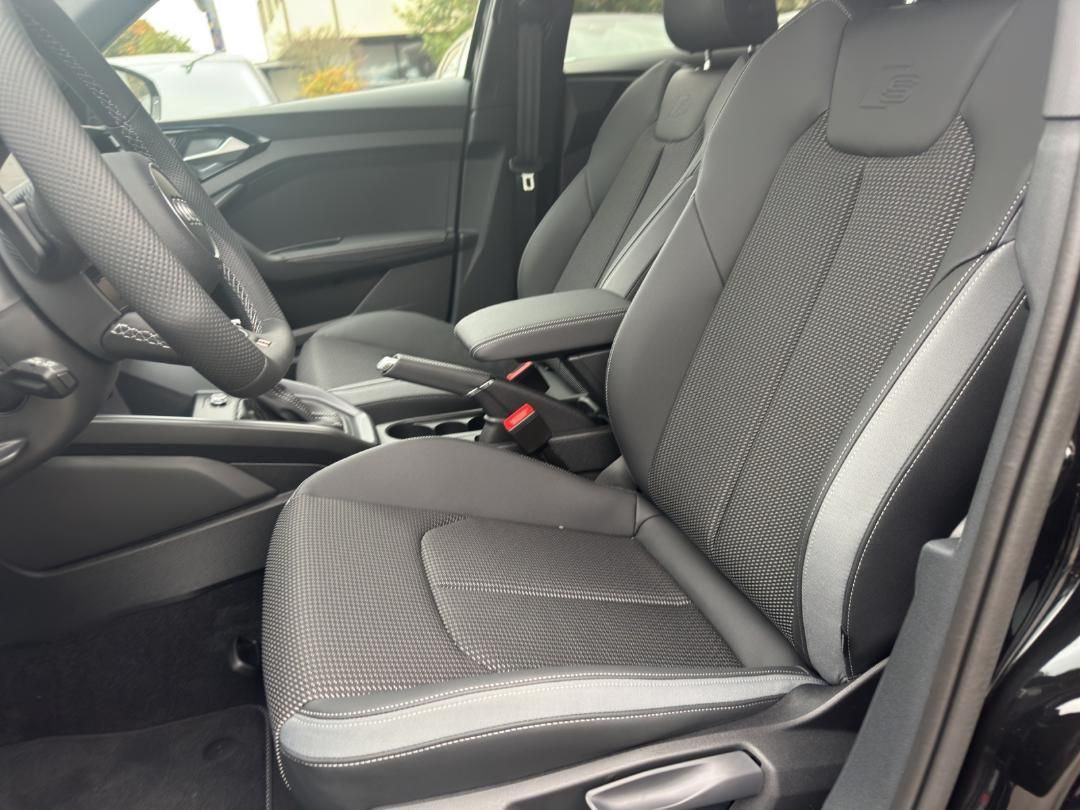 Fahrzeugabbildung Audi A1 allstreet 35 1.5 TFSI basis Kamera,LED,Matrix