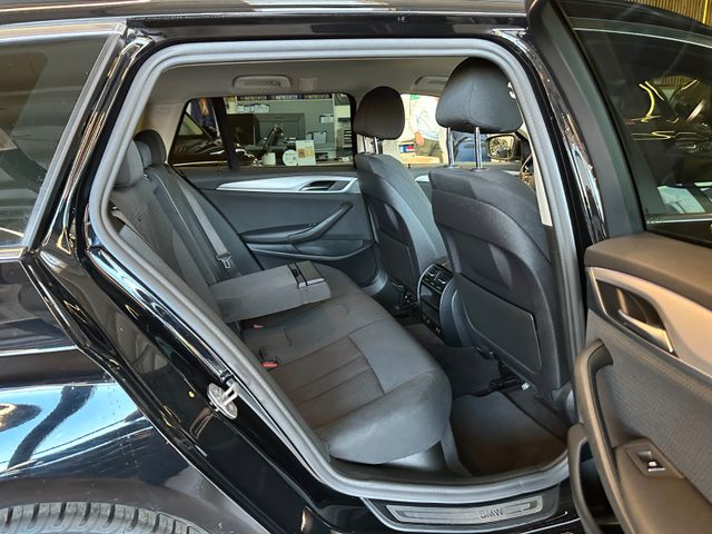 BMW 530d *LED*Navi*xDrive*HeadUp*Professional*