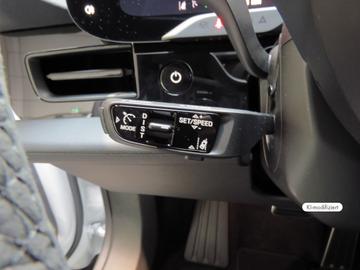 صورة مصغرة 30 لـ 2025 Porsche TAYCAN