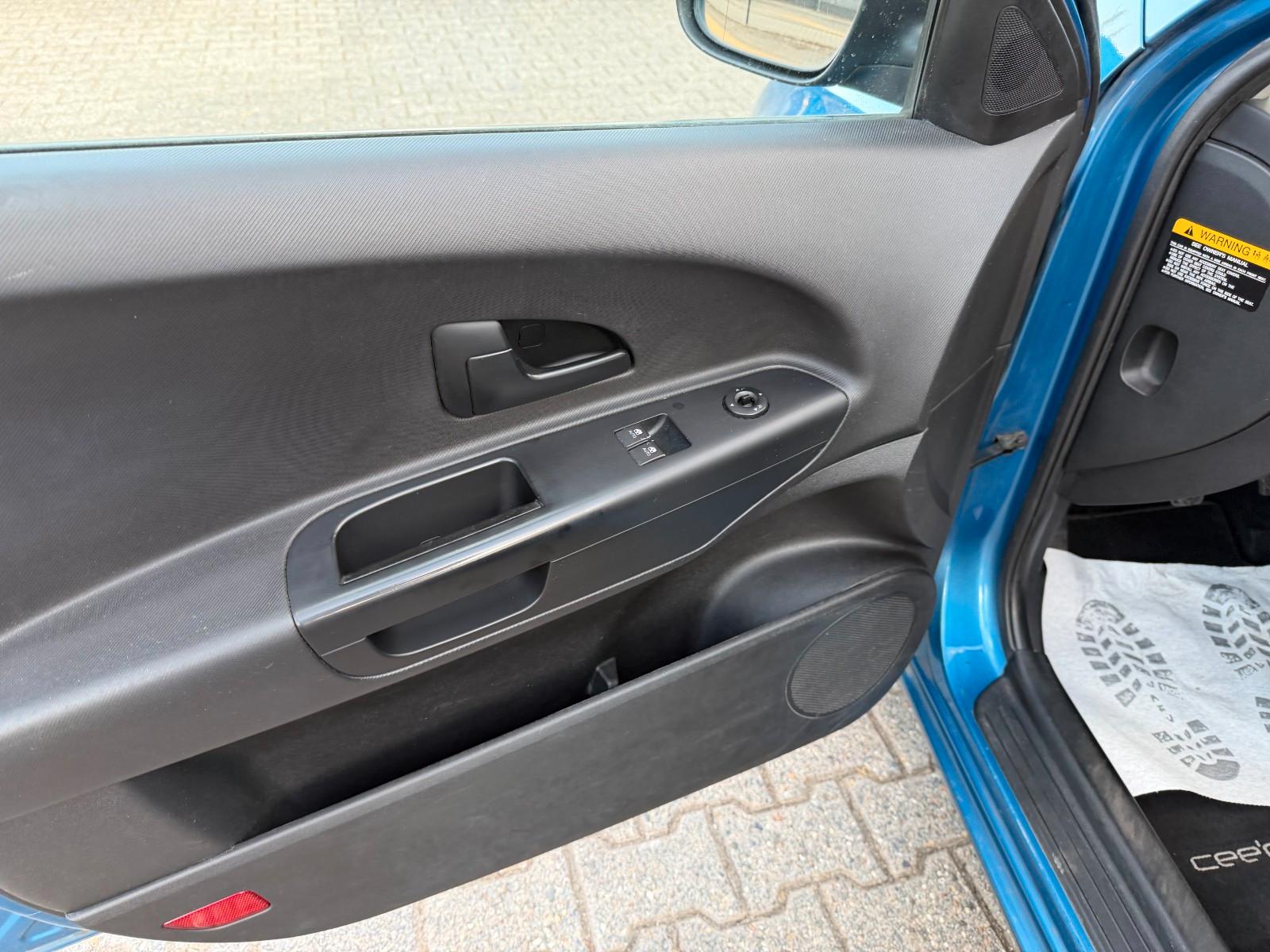 Kia Ceed Sportswagon Vision 1.6 Klima Sitzheizung
