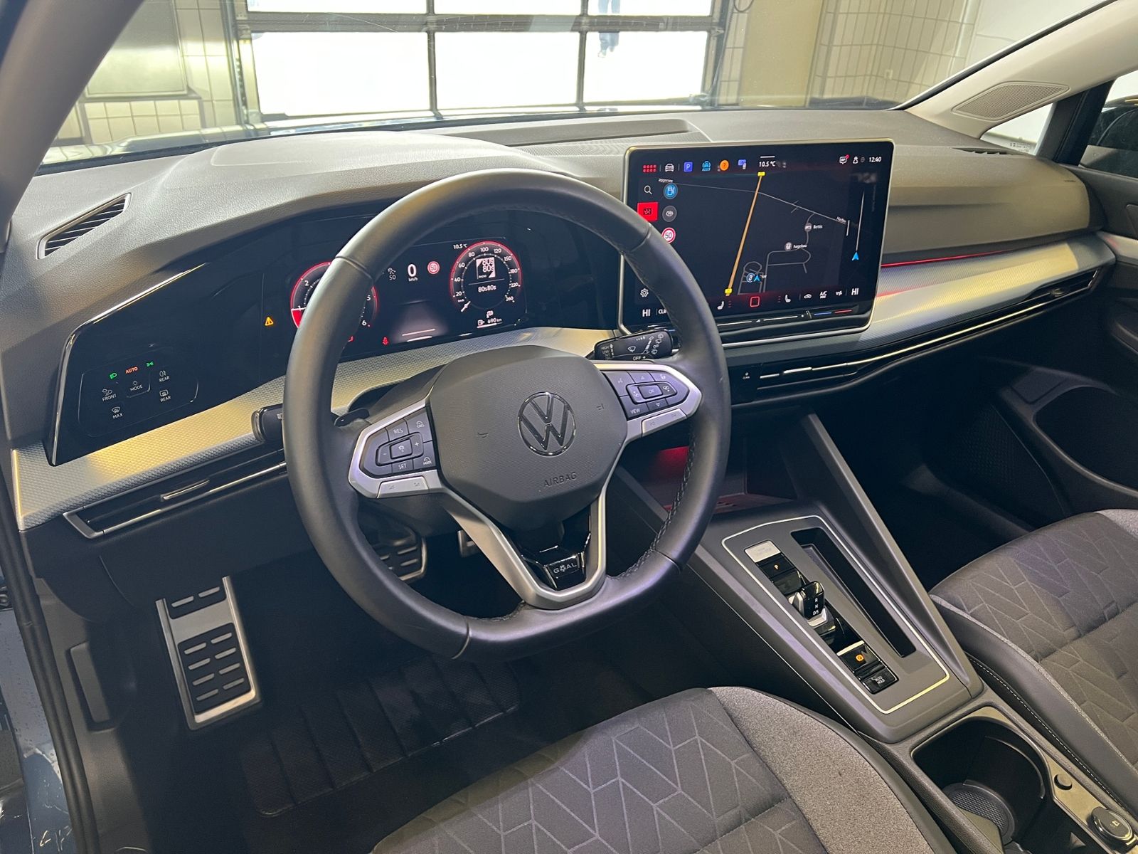 Fahrzeugabbildung Volkswagen Golf VIII GOAL 2.0 TDI DSG *AHK,LED,ACC,Navi,Kam