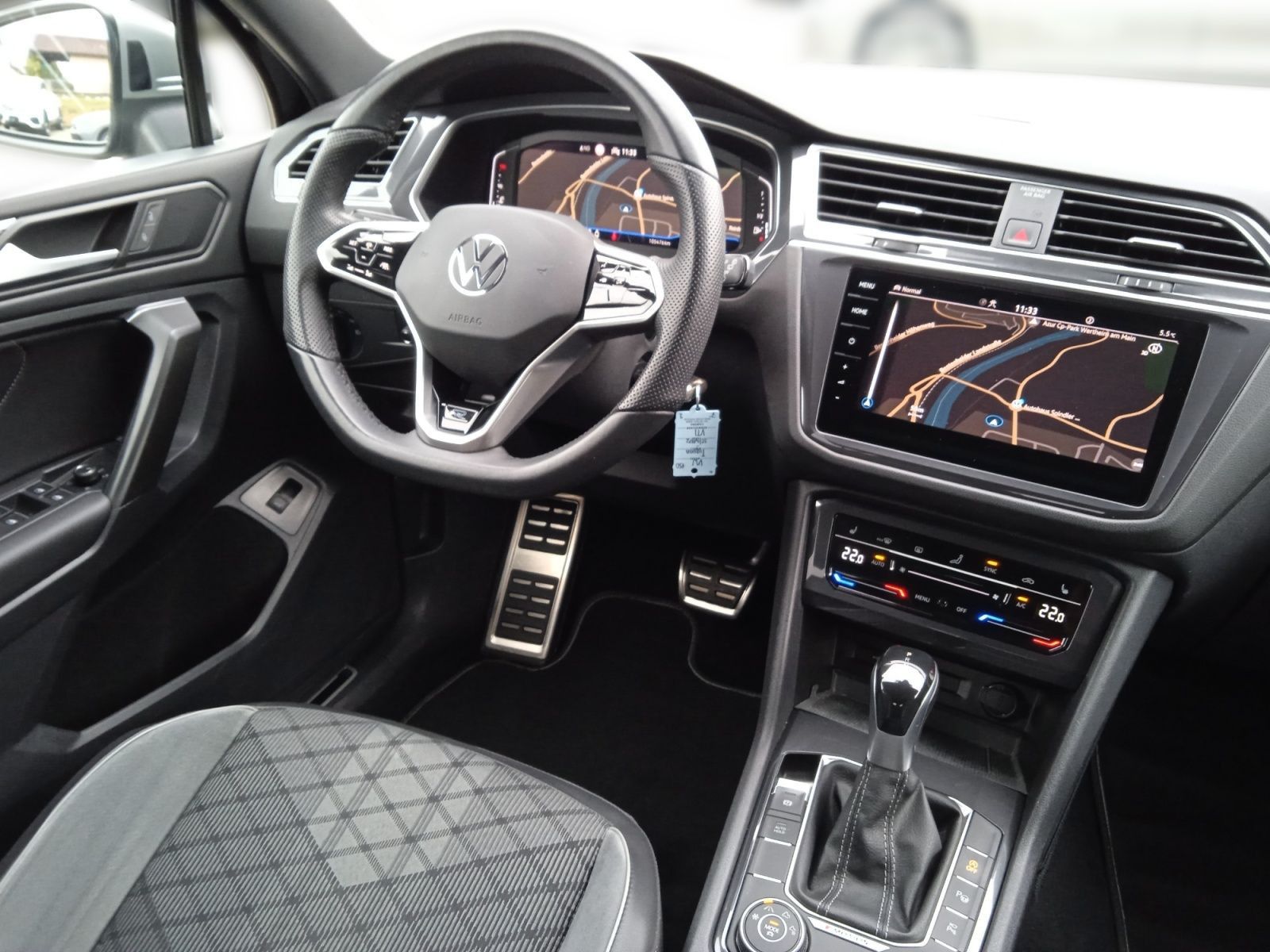 Volkswagen Tiguan Allspace - Bild 11