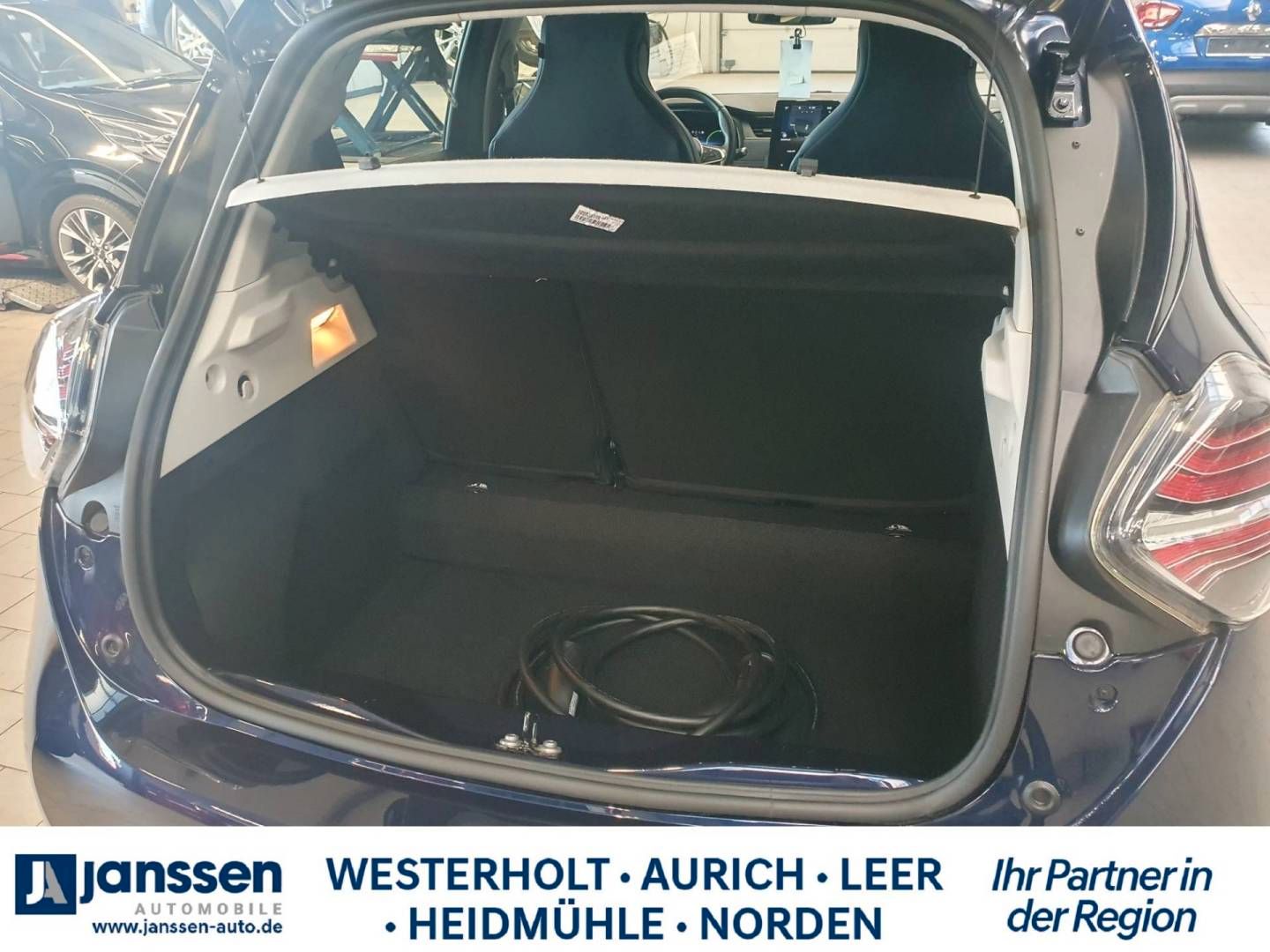 Fahrzeugabbildung Renault ZOE SONDERMODELL RIVIERA R135 Z.E. 50 mit Batter