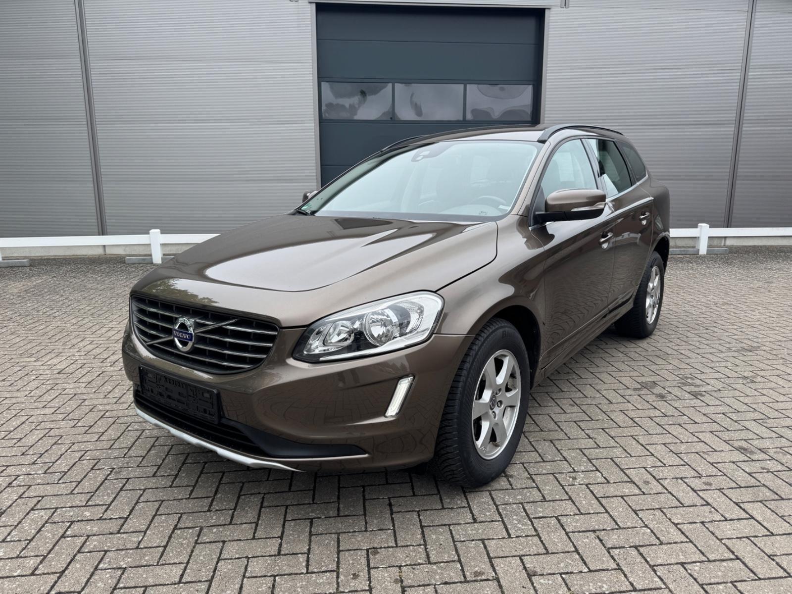 Volvo XC 60 XC60 Momentum 2WD