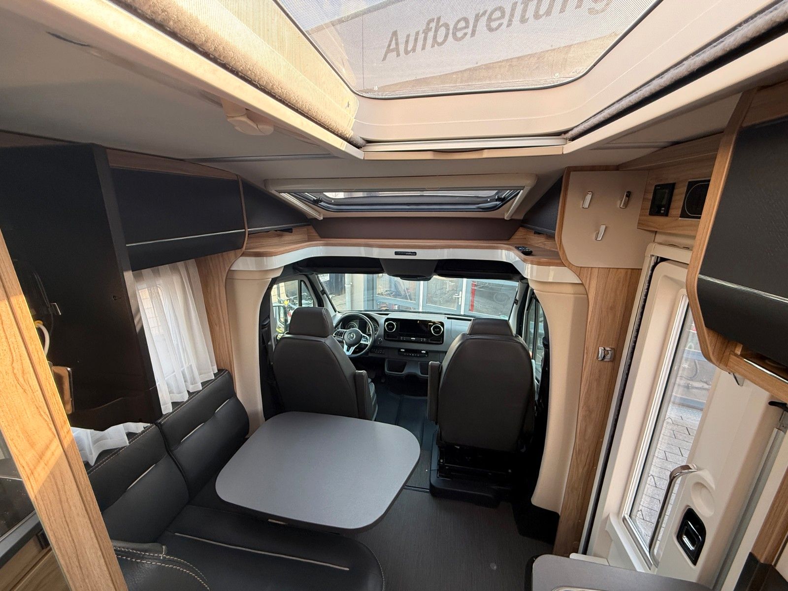 Fahrzeugabbildung HYMER / ERIBA / HYMERCAR MLT 570 Crossover V 6 190 PS