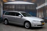 Volvo V70 2.0 D4 133kW Bi-Xenon*Leder*Navi*Alu*Shz V+H