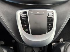 Fahrzeugabbildung Mercedes-Benz V 300d AVANTGARDE EDITION 4M lang AMG STANDHEIZU