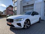 Volvo V60 R Design H&K+Navi+Winterpaket+Kamera - gebrauchte Volvo V60 aus dem Jahr 2021