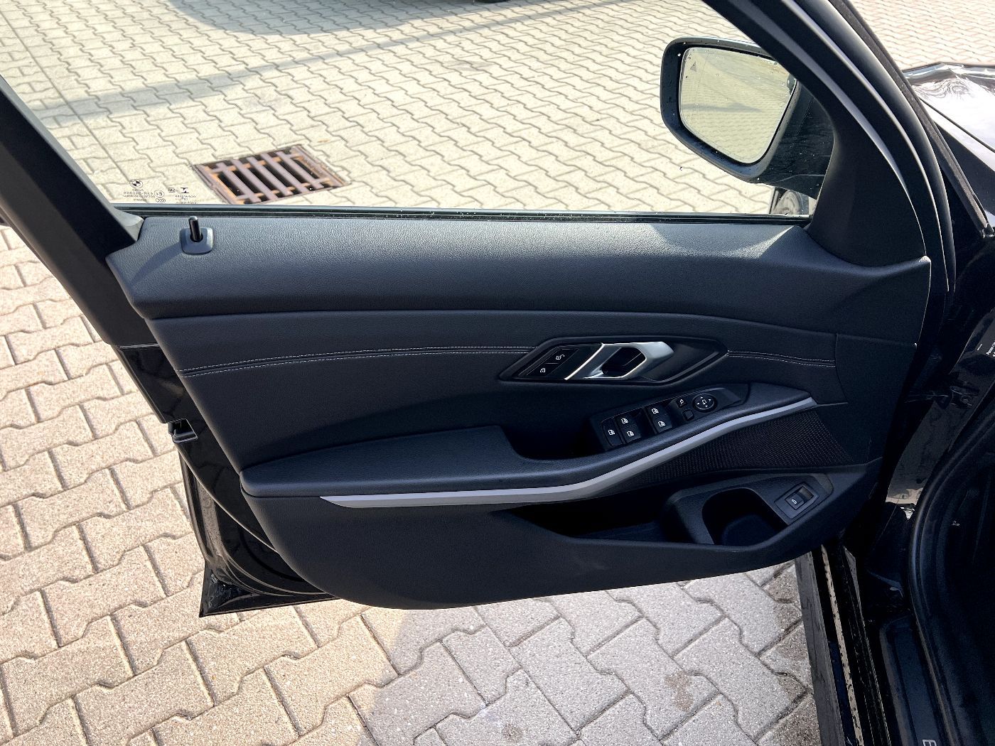 BMW 320d Touring xDrive Advantage *LED Navi Leder* foto 11