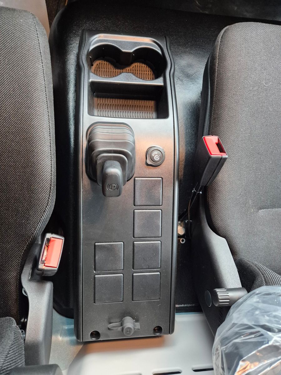 Fahrzeugabbildung Iveco Eurocargo ML75E19/P LBW  Spoiler Klima 3 Sitze