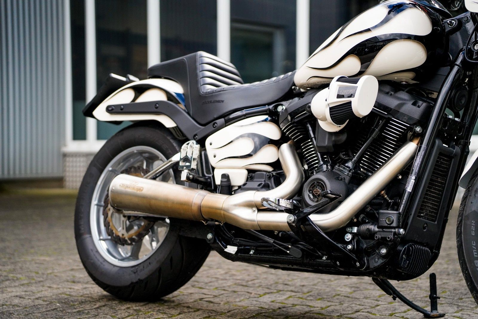 Fahrzeugabbildung Harley-Davidson FXLRS Low Rider S 117 cui - Clubstyle - Jekill