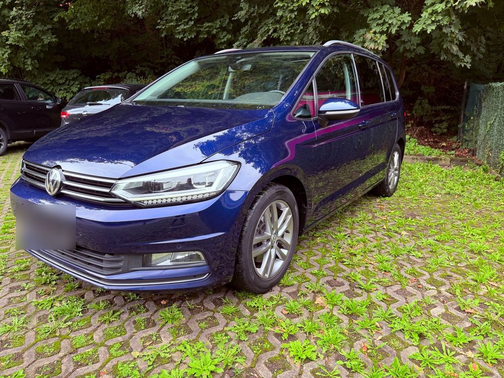 Image of Volkswagen Touran