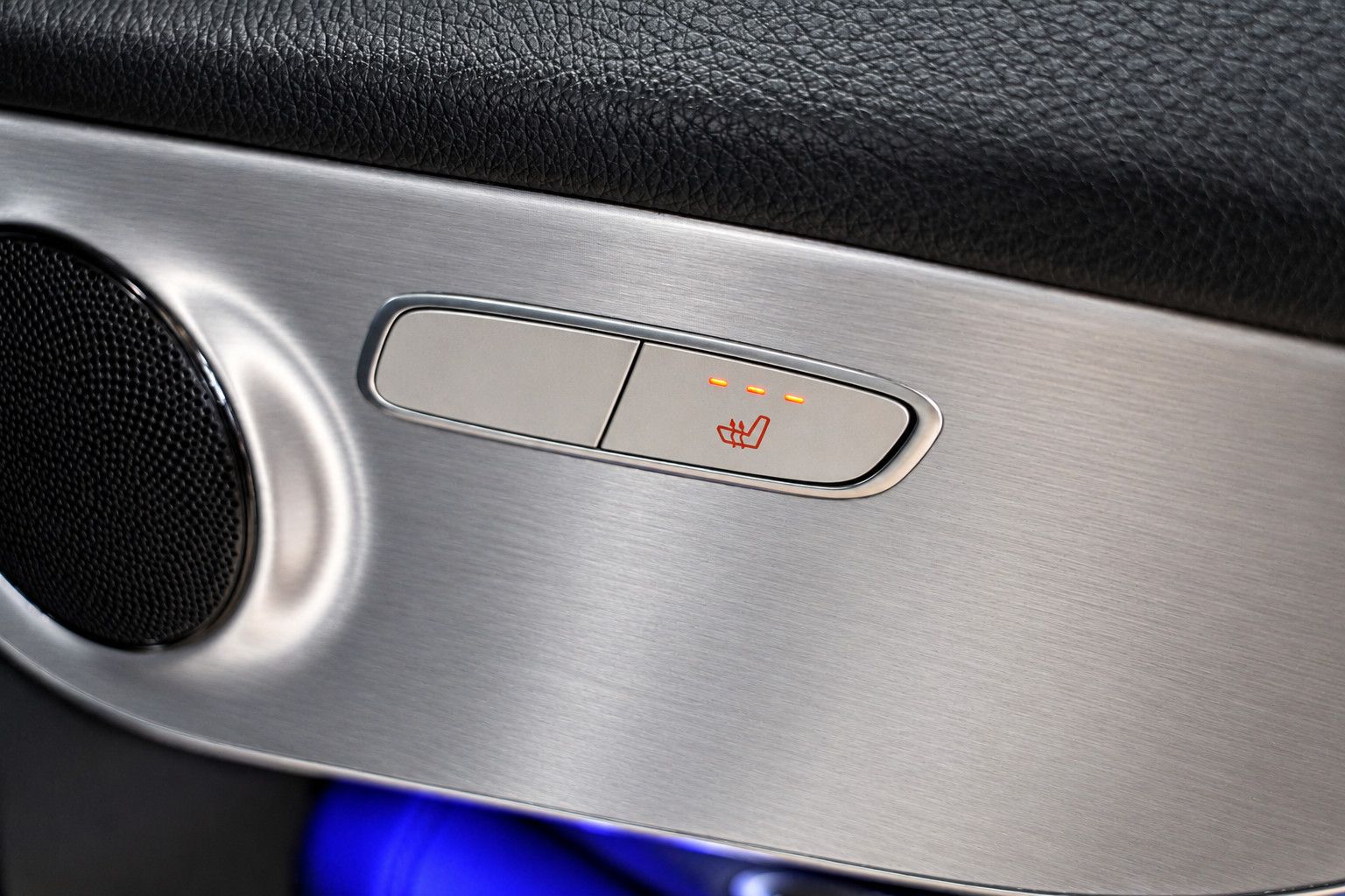 Fahrzeugabbildung Mercedes-Benz C 300 Coupe /AMG/VIRTUAL/MBUX/AMBIENTE/KAMERA