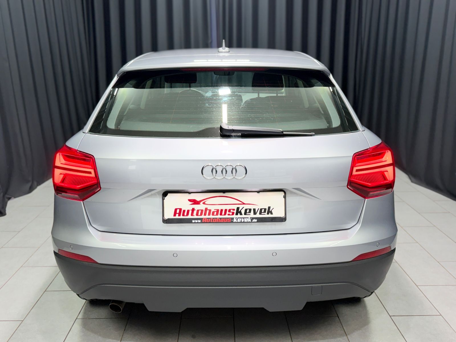 Fahrzeugabbildung Audi Q2 basis ultra|S-TRONIC|NAVI|PDC|LED LICHT|