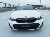 BMW 330e M-Sport Pro AHK/HIFI/HeadUp/ad.Fahrw/NP76´ - : Kombi, 76