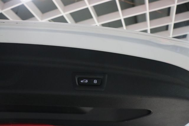 Fahrzeugabbildung BMW 218d Active Tourer M Sportpaket|1HAND|WIDESCREEN