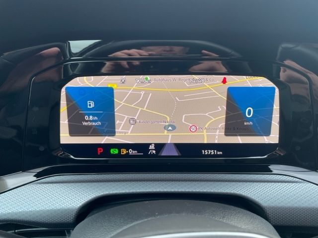 Golf VIII 1.5 eTSI DSG Navi ACC digitales Cockpi