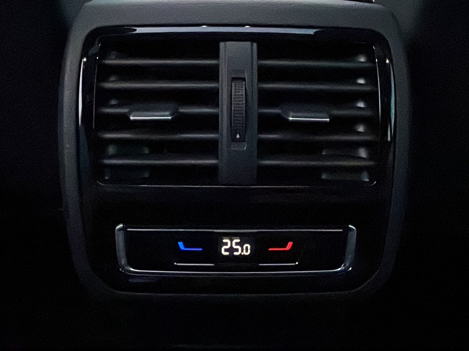 Volkswagen Passat Variant - Bild 19