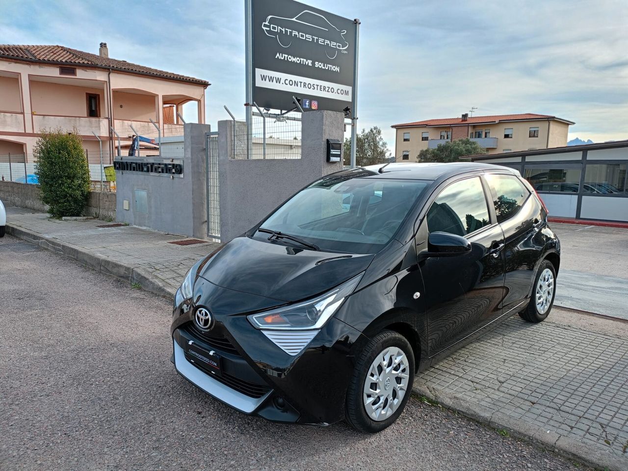 TOYOTA Aygo