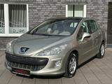 Peugeot 308 1.6 Automatik Sport Plus/Klima/AHK/2.Hand - Peugeot 308 mit Benzin-Antrieb: Limousine, 1.6