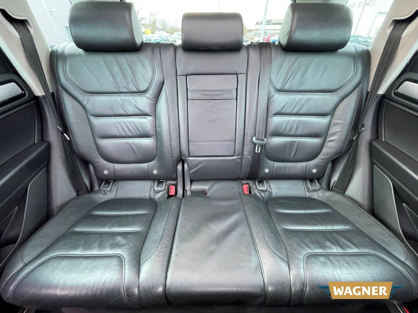 Fahrzeugabbildung Volkswagen Touareg V6 TDI BMT 3.0 R-Line Automatik