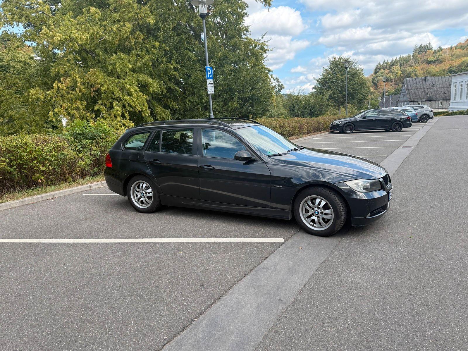 BMW 318 2007 — engine 125 HP (92kW)