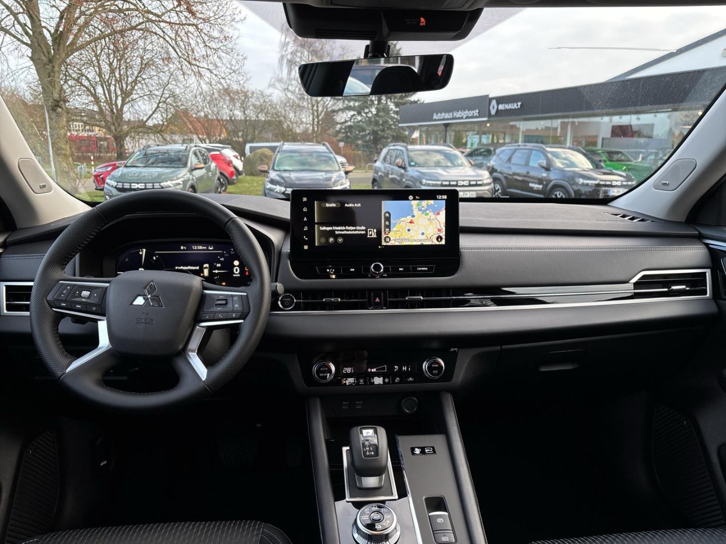 Mitsubishi Outlander Plug-in Hybrid BASIS 2,4l Navi  360 Ka