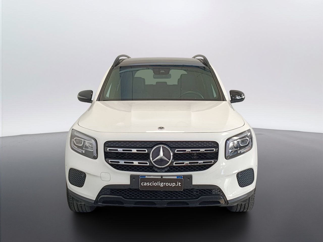 Mercedes-Benz GLB - X247 2019 - GLB 200 d Sport  imagem 2