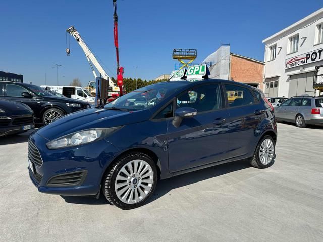 Ford FORD Fiesta 1.4 5p. Bz.- GPL Titanium