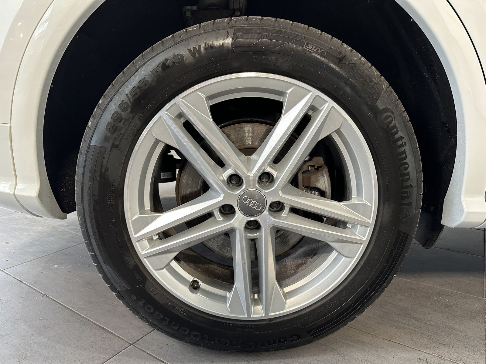 Fahrzeugabbildung Audi Q5 55 TFSI e Quattro S-Line NAV+LED+PANO+DIGDISP