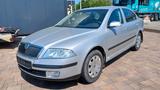 Skoda Octavia 1,6 16V FSI "Elegance" - Skoda Octavia: Fsi