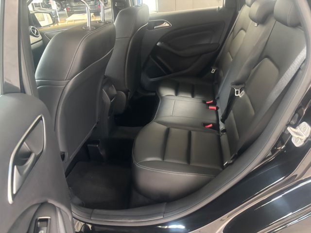 B 180 d Style Edition *Tempomat*Kamera*LED*Leder