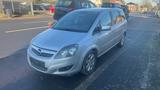Opel Zafira B "111 Jahre" - Opel Zafira mit Diesel-Antrieb: Limousine